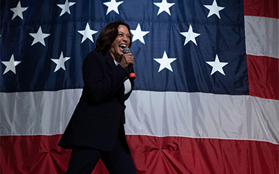 Kamala Harris speaking at the Wing Dinner in Clear Lake Iowa, 2019 (Alex Edelman/The Photo Access/Alamy)